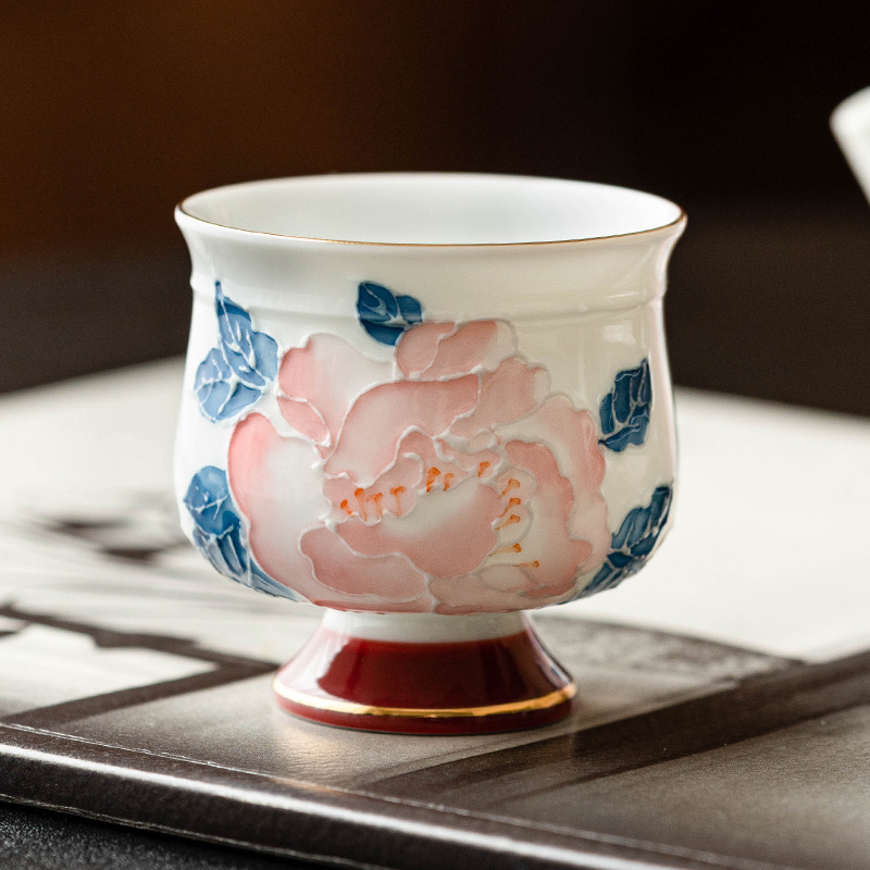 手繪描金牡丹高足茶杯
