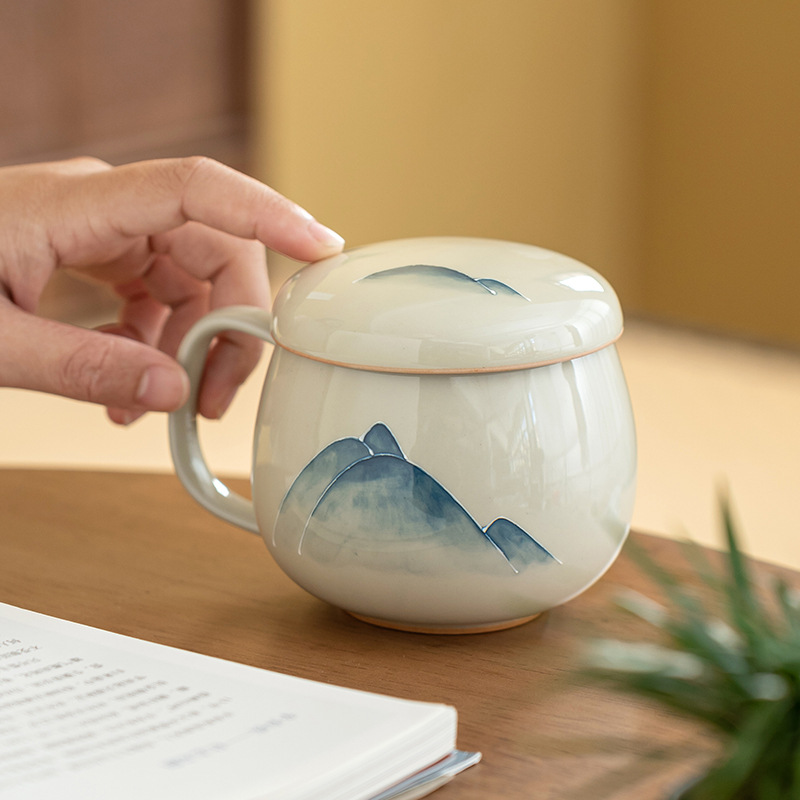 手繪浮雕遠山辦公杯