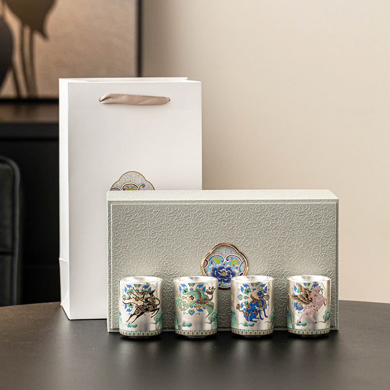 鎏銀四只裝直身杯