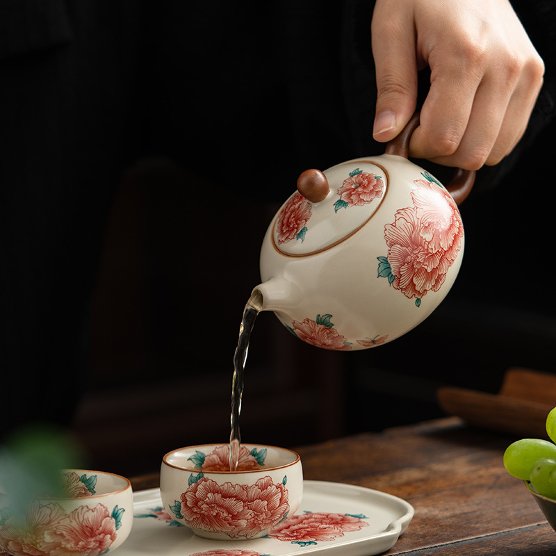 汝窯牡丹花西施壺套組