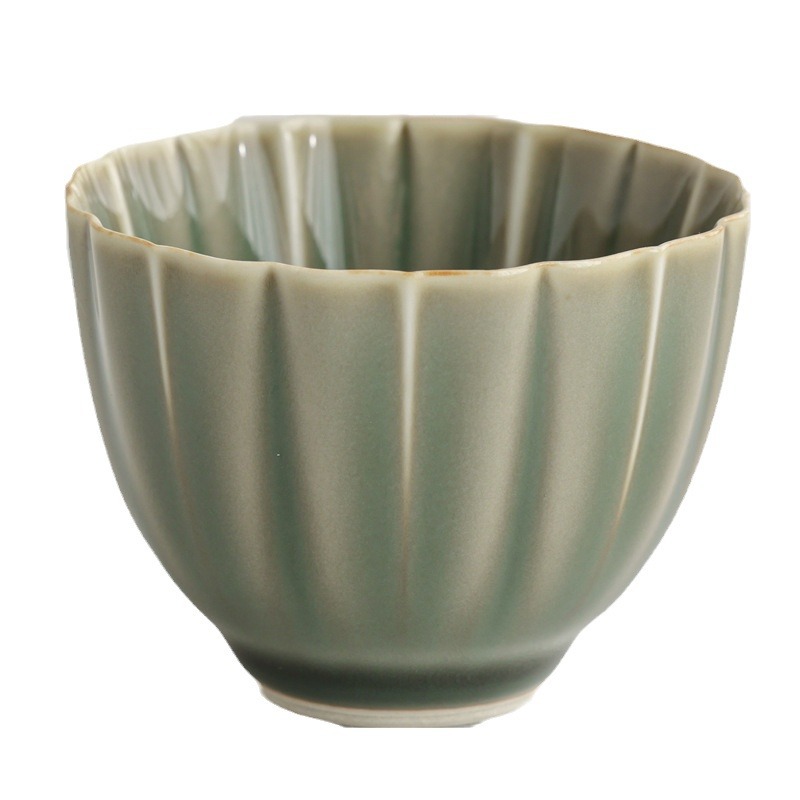 越窯青瓷蓮瓣杯