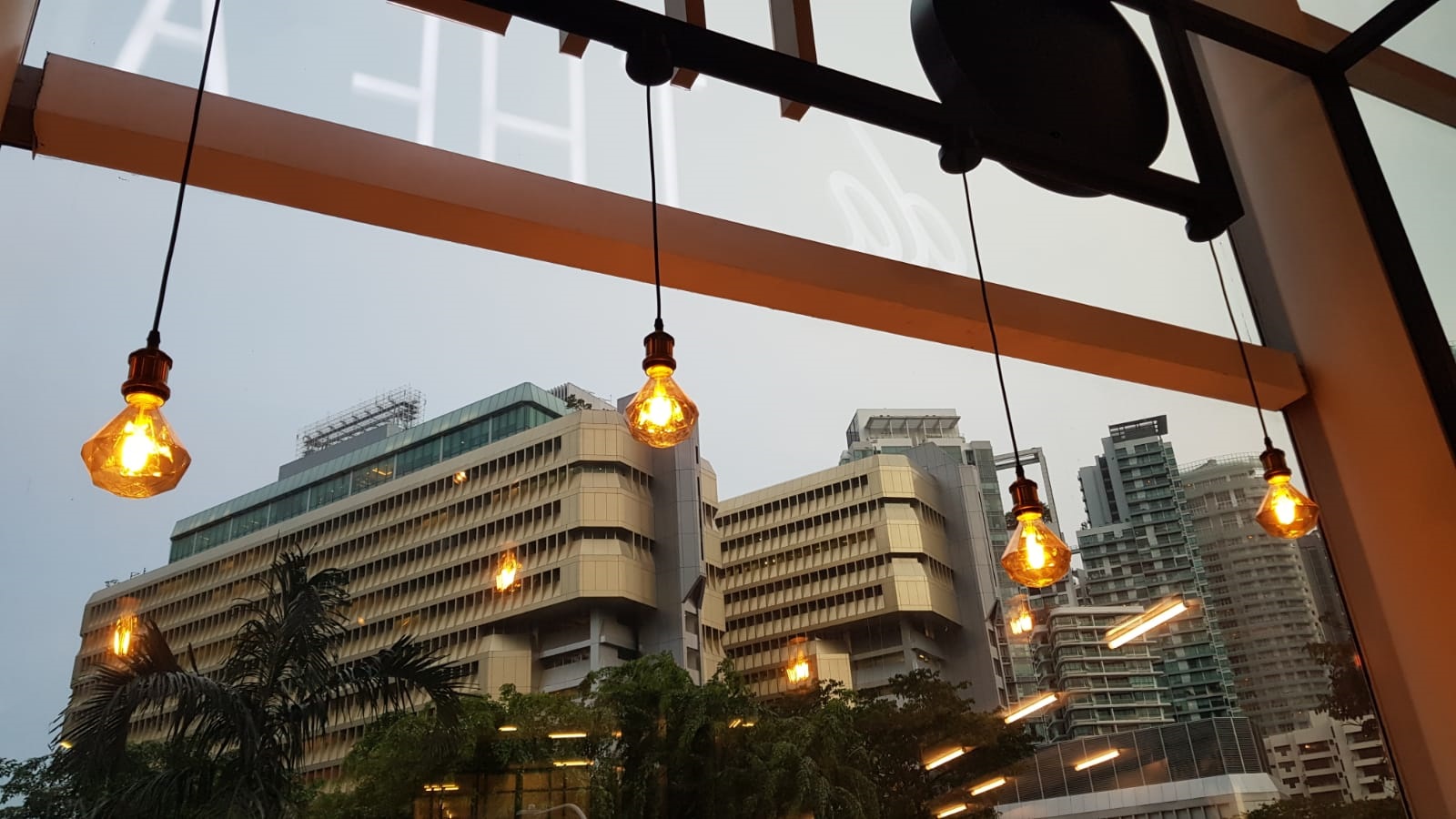 Bubbletea Cafe-Light Makers