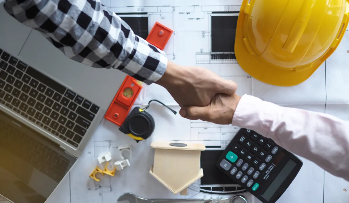 Expert assistance for lighting warranty claims at Light Makers showroom