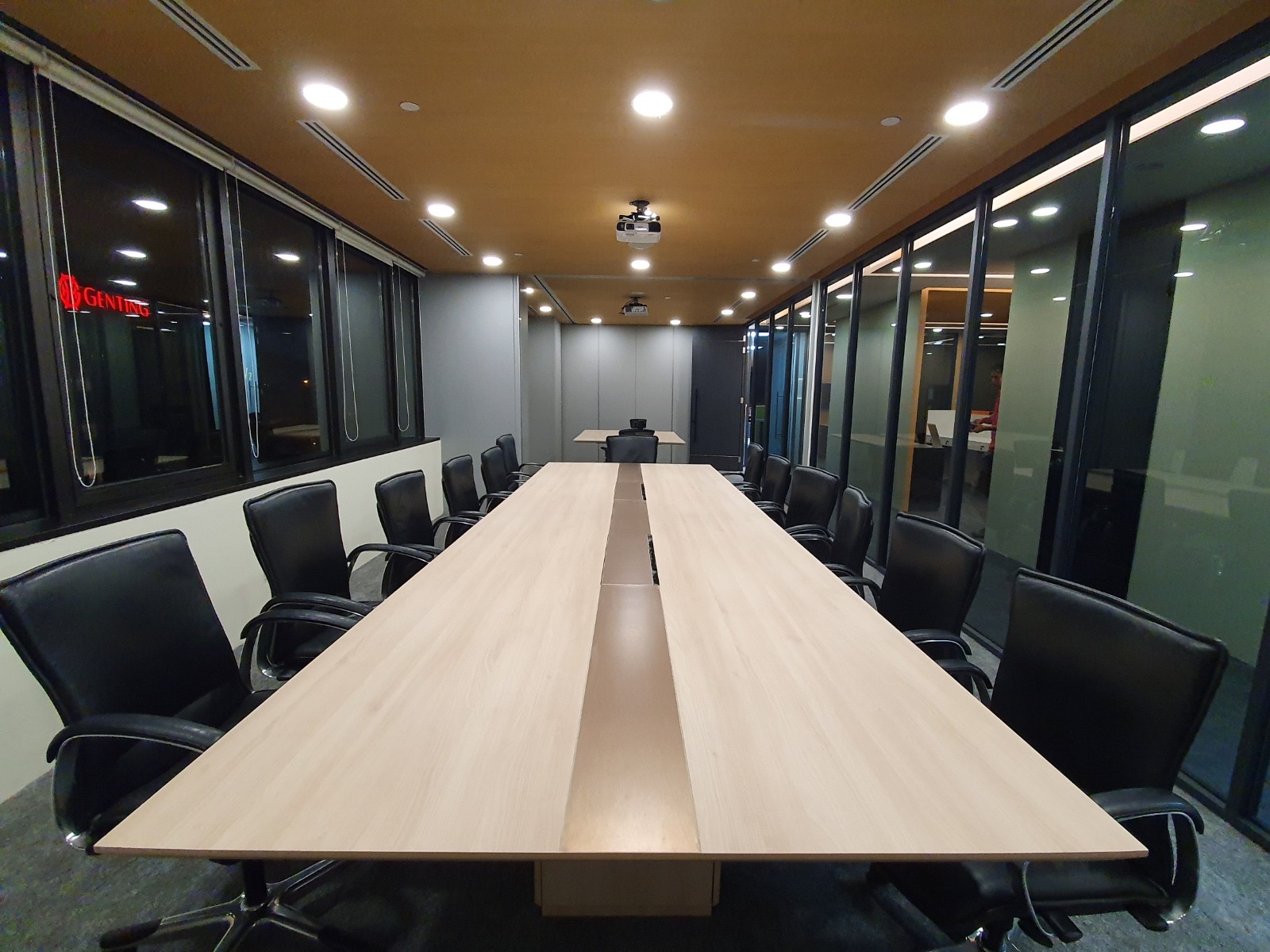 Office Workspace-Light Makers
