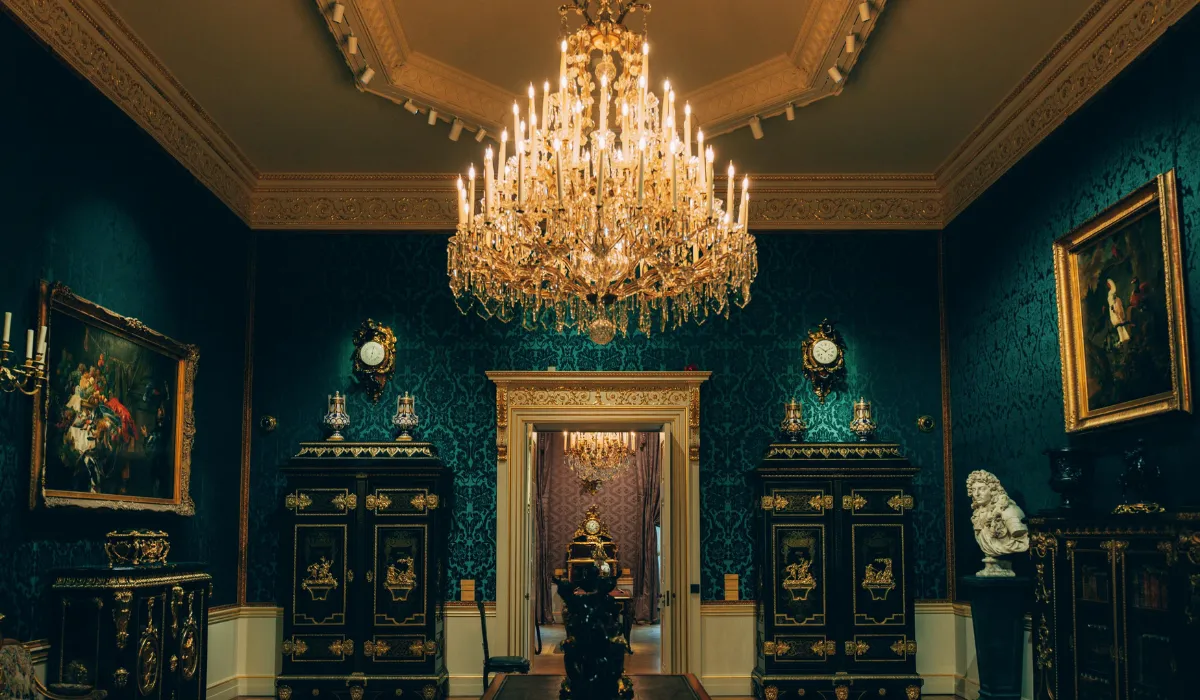 https://www.forbes.com/sites/amandalauren/2025/01/31/these-are-the-15-hottest-interior-design-trends-for-2025/