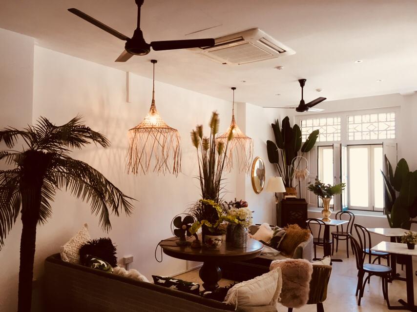 Resort Living-Light Makers