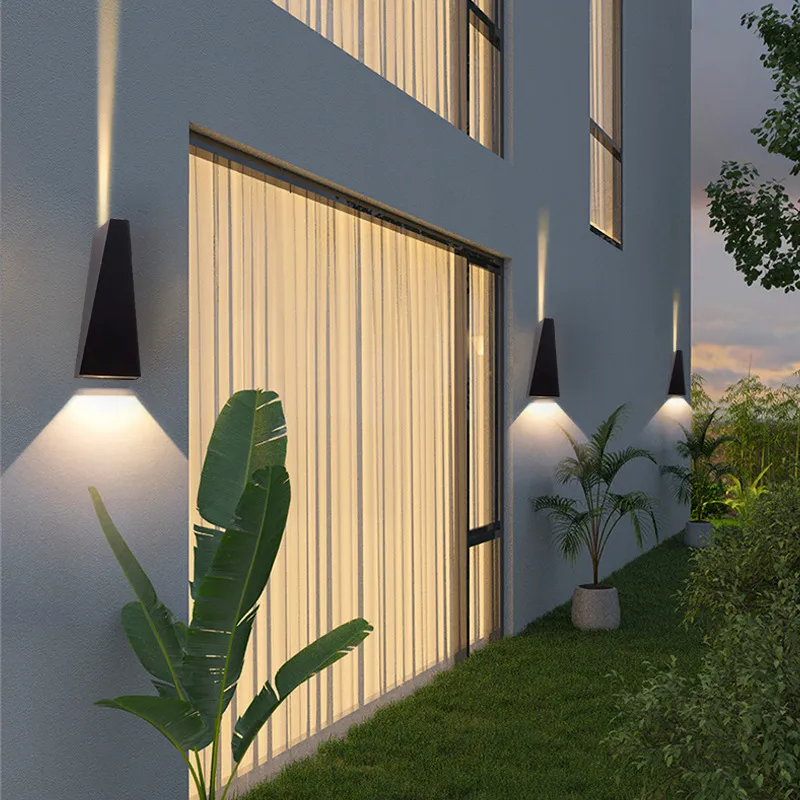 AegisUpside Outdoor Wall Light