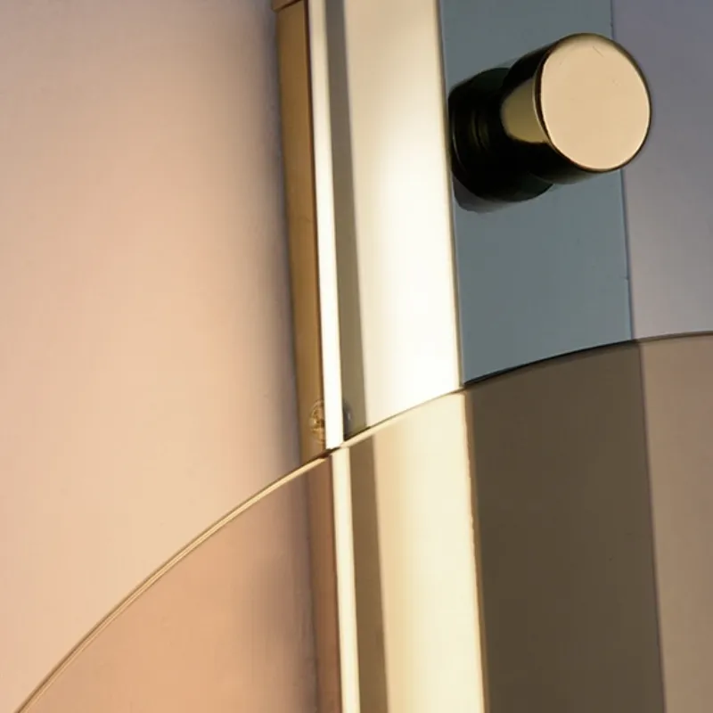 AlvaCurved Wall Light