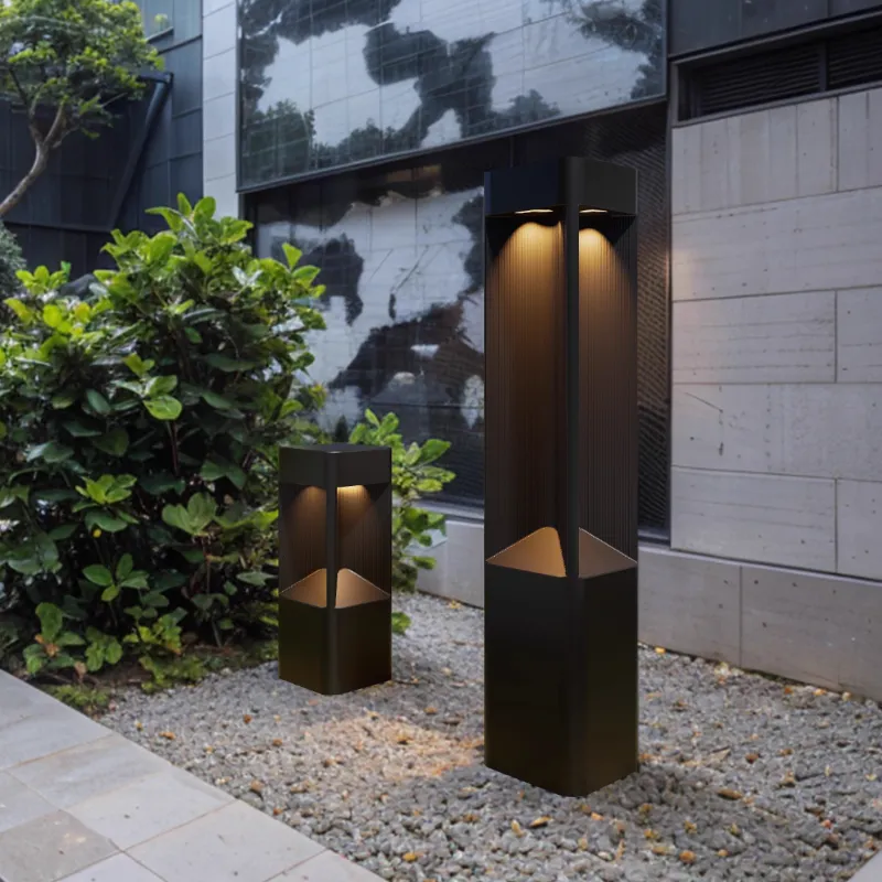 AozoraCast Outdoor Bollard