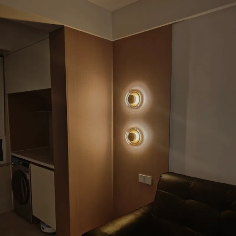 AveluneDisc Wall Light