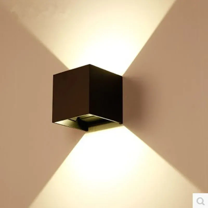 BamiNord Outdoor Wall Light