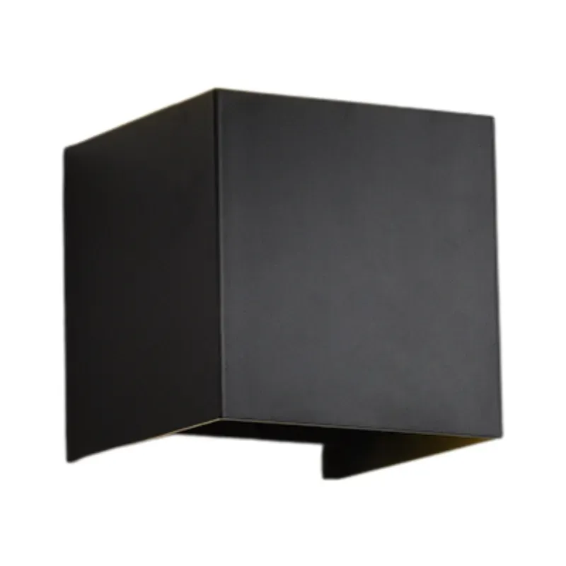 BamiNord Outdoor Wall Light