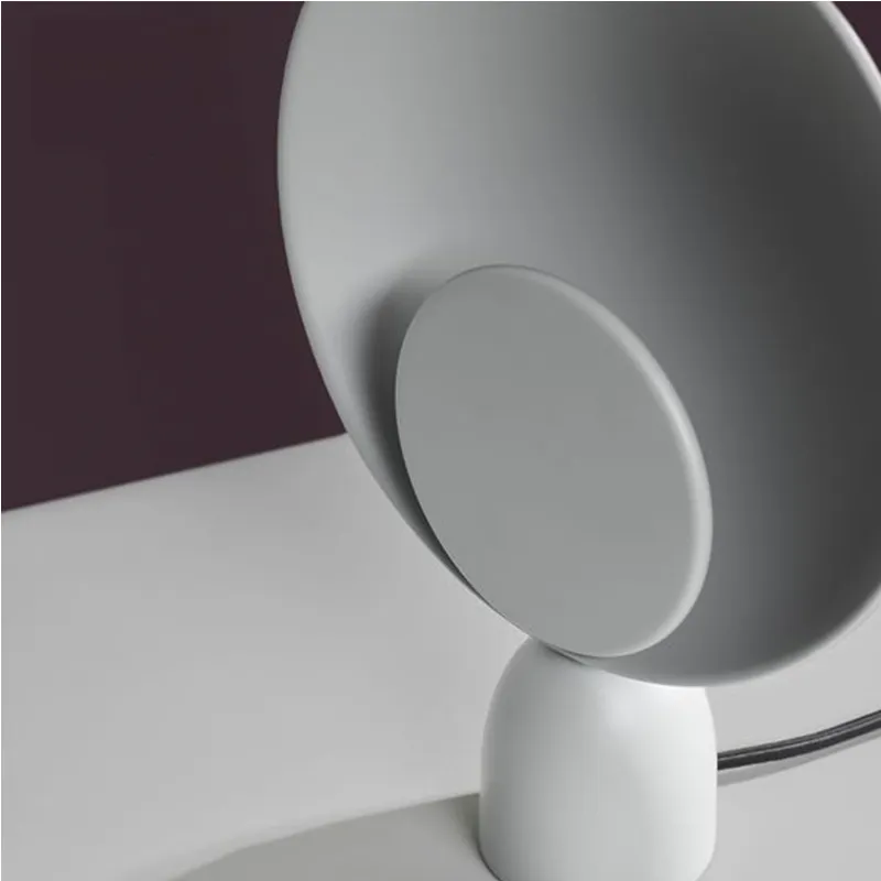 BlooperPop Table Lamp