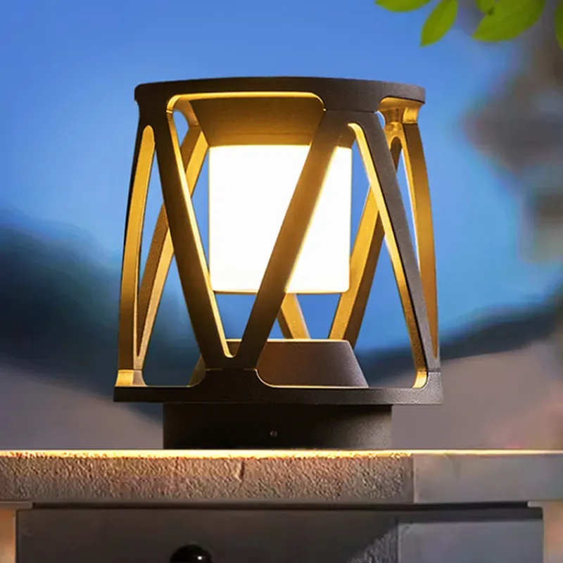 ElvaNest Outdoor Pillar Light
