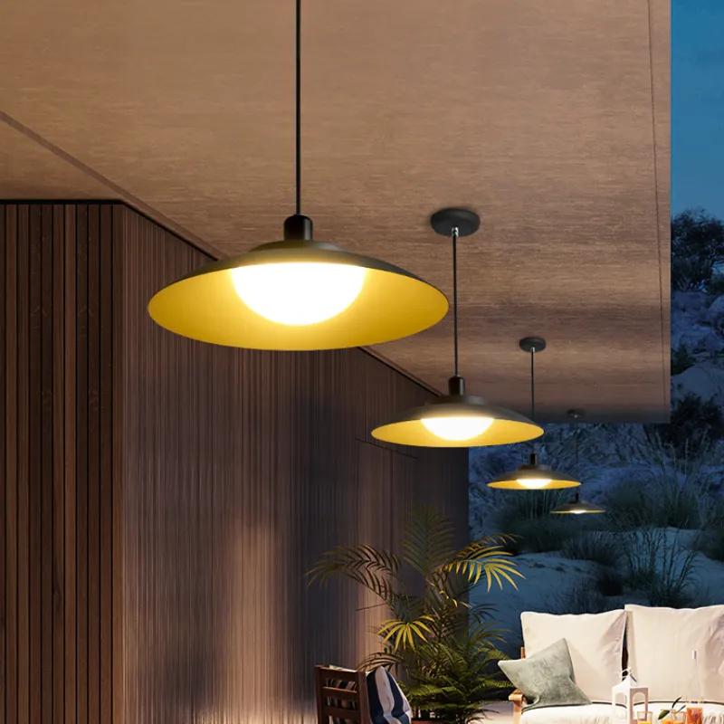 BronwynVersa Outdoor Pendant