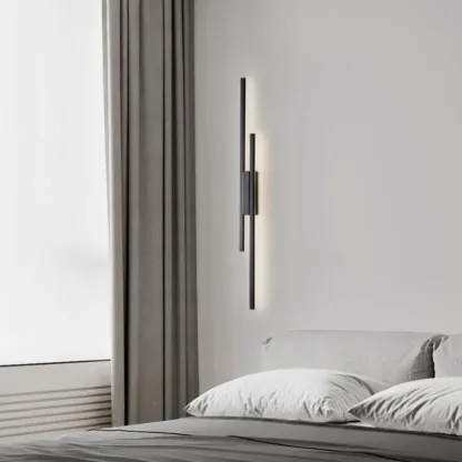 CalyxModern Wall Light