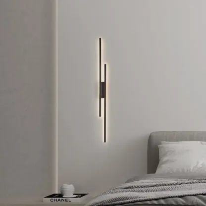 CalyxModern Wall Light