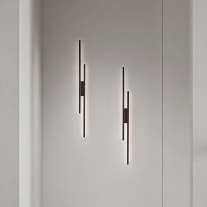 CalyxModern Wall Light