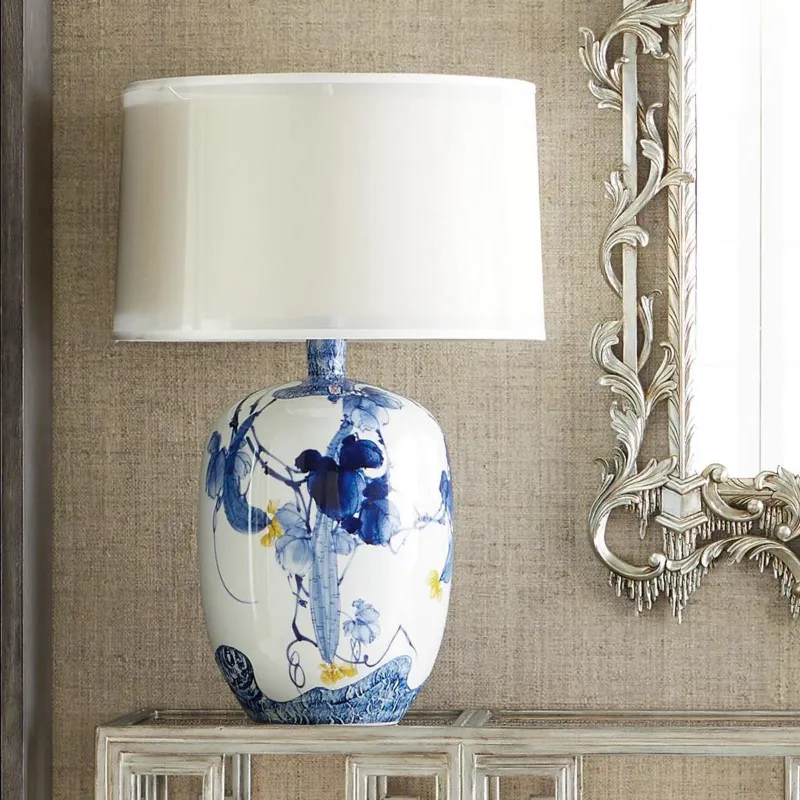 ChinoBloom Table Lamp