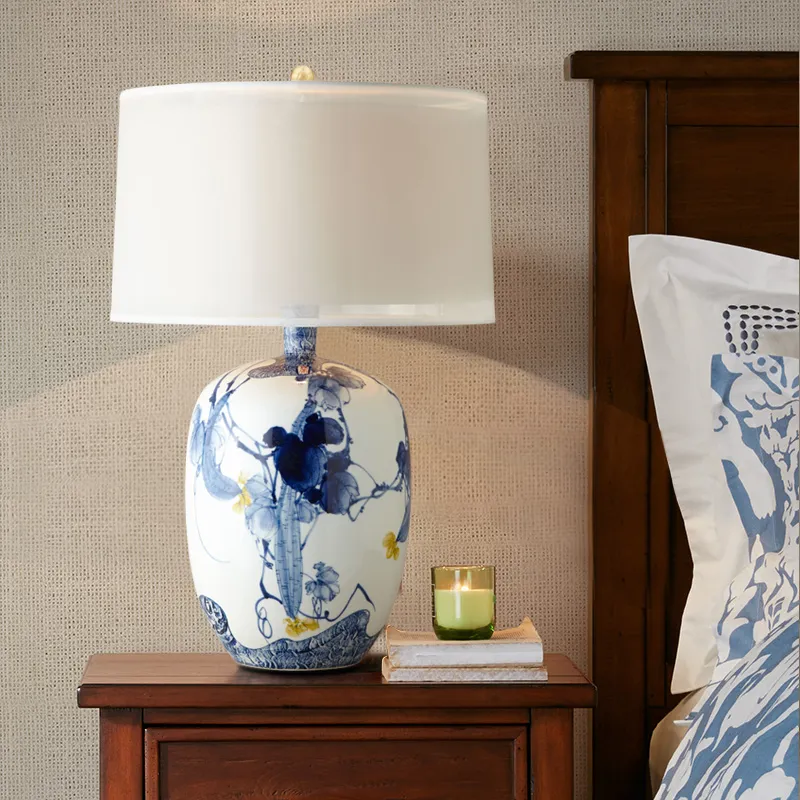 ChinoBloom Table Lamp