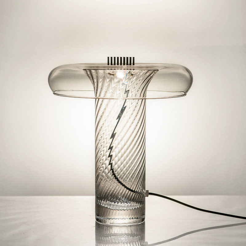 ClassicRadiance Table Lamp