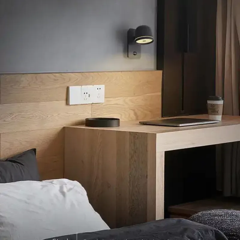 DAG Wall Light