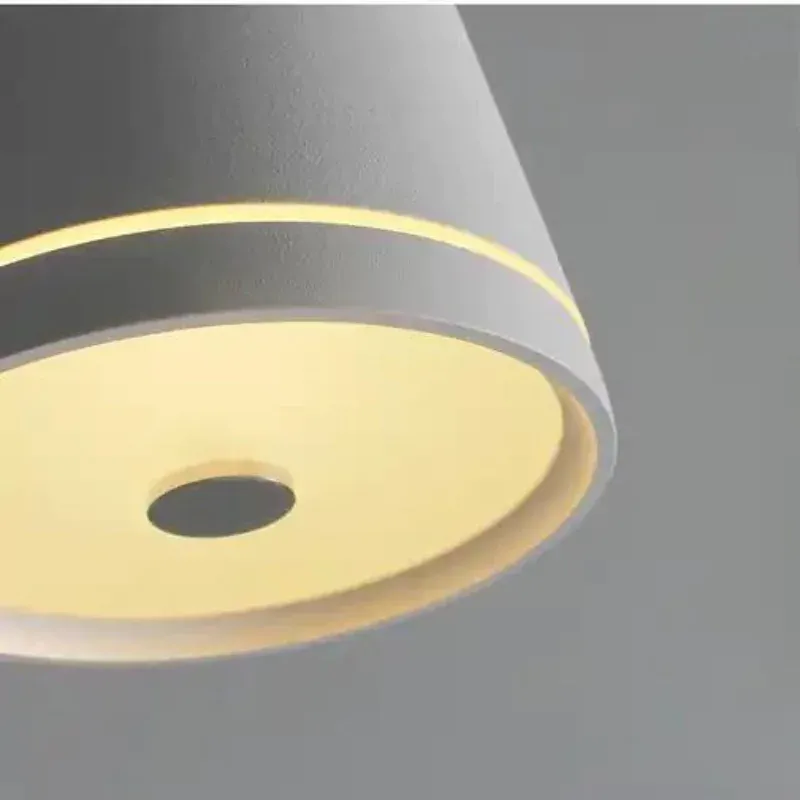DAG Wall Light