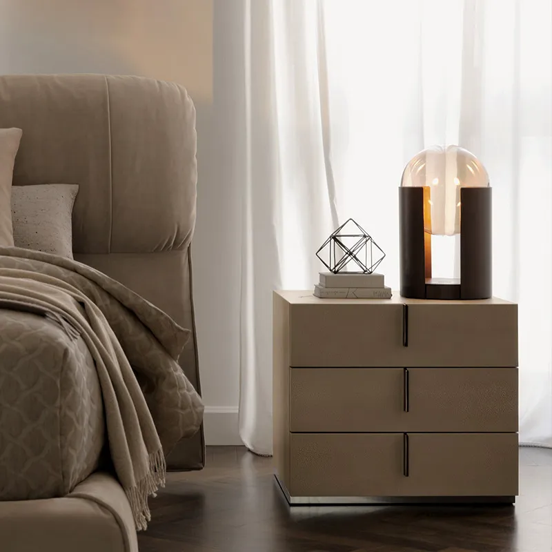 DakotaDesigner Table Lamp