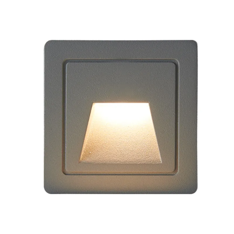 DeepBeam Recessed Staircase Light
