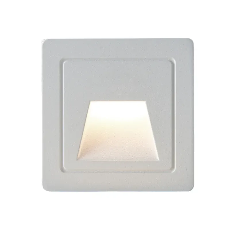 DeepBeam Recessed Staircase Light