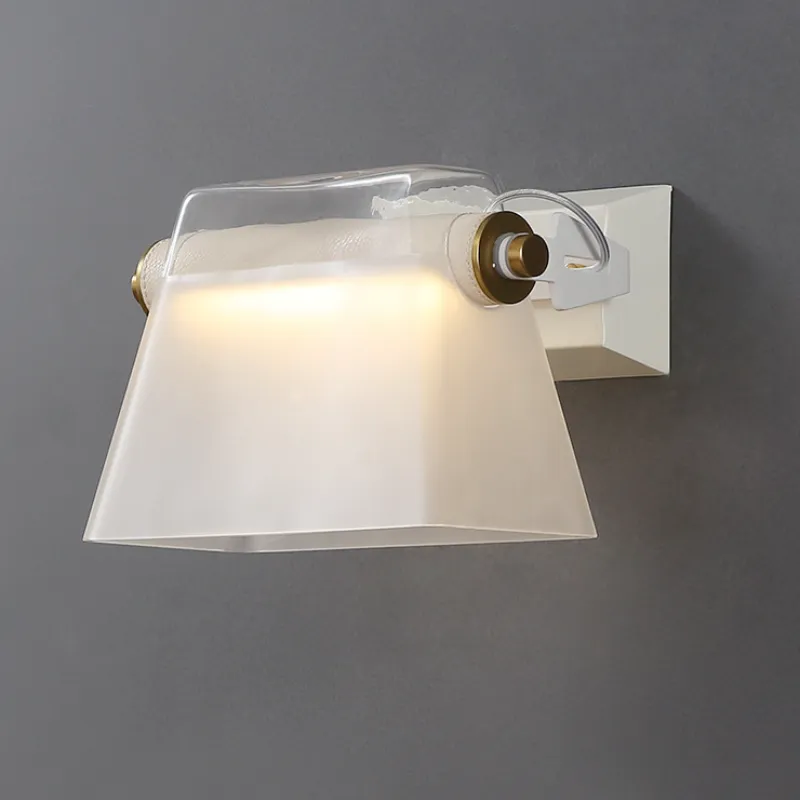 DioneShade Wall Light