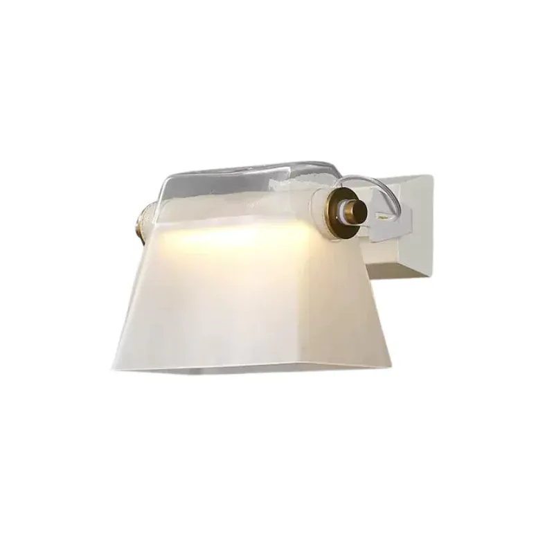 DioneShade Wall Light