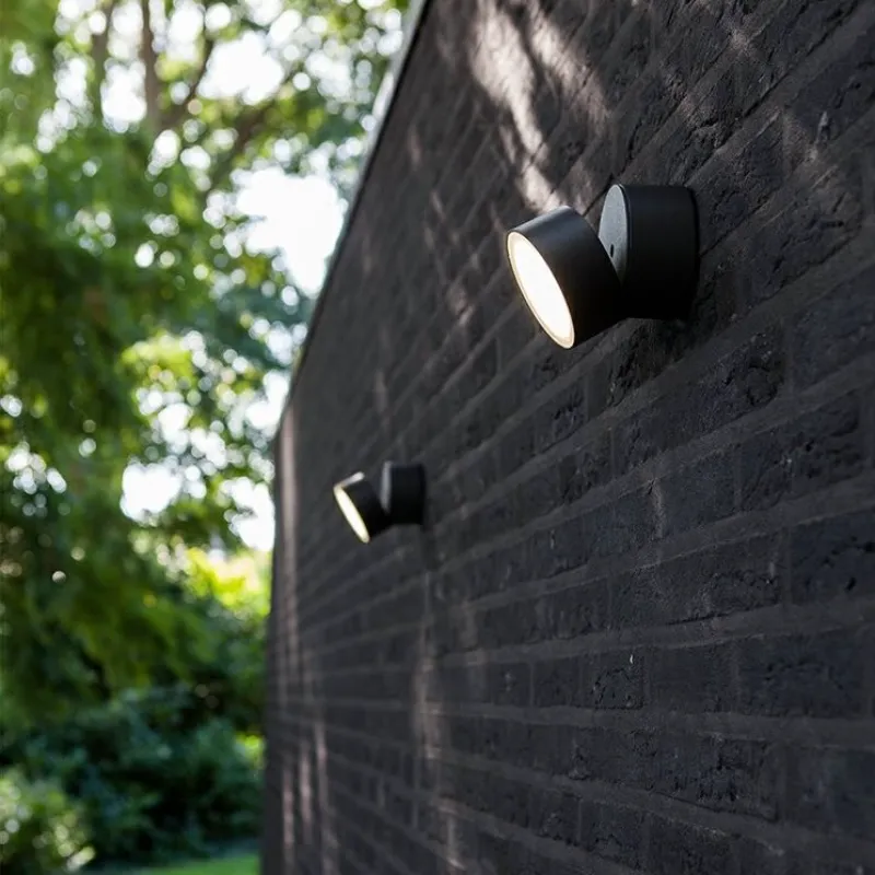 EmielRound Outdoor Wall Light