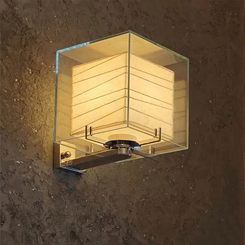 FlorenceCube Wall Light