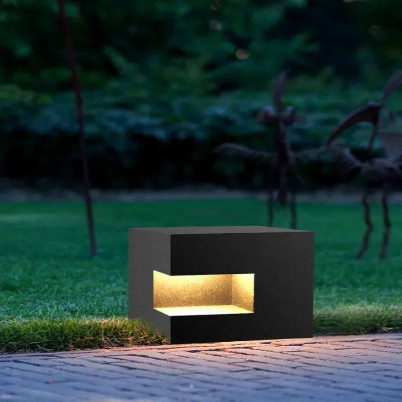 FredericDesigner Outdoor Step Bollard