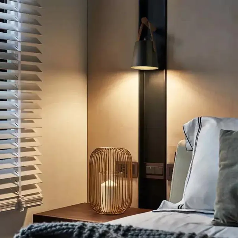 FREY Wall Light