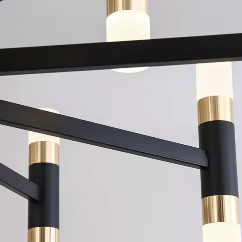 GebItalian Chandelier