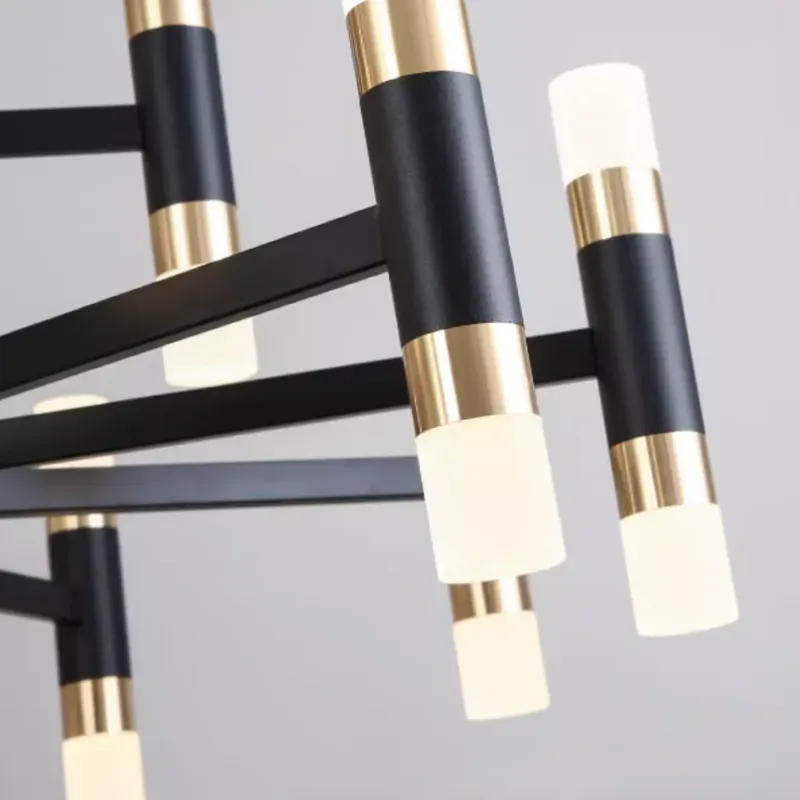 GebItalian Chandelier