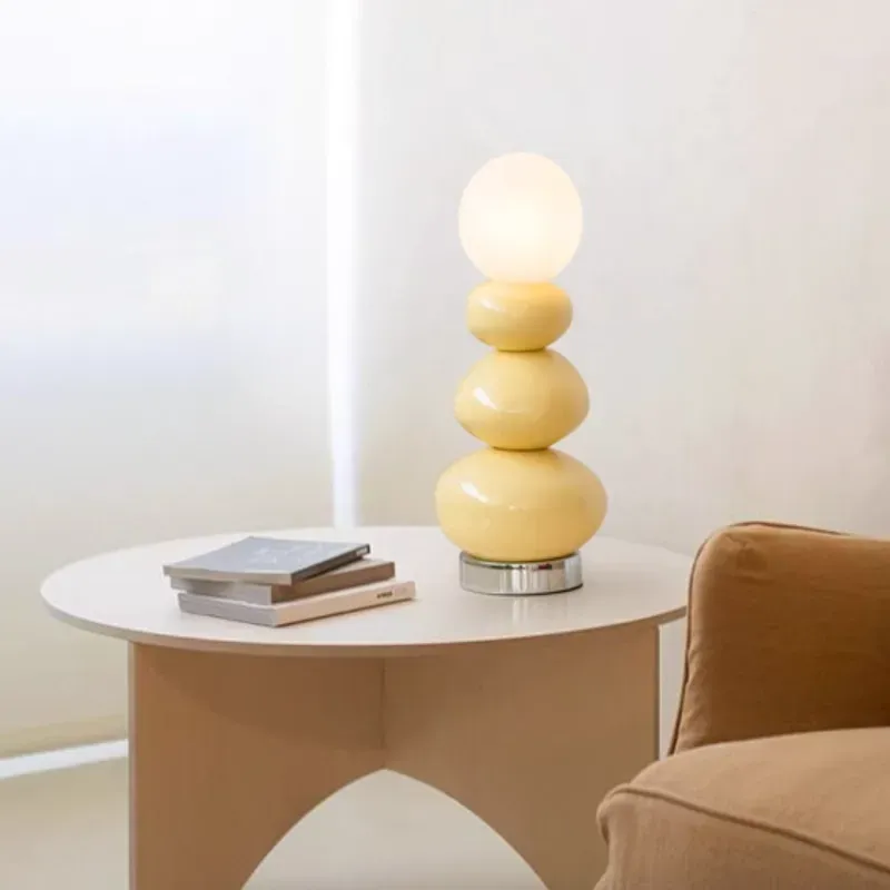 IslaTower Table Lamp