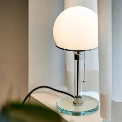 IslaTower Table Lamp