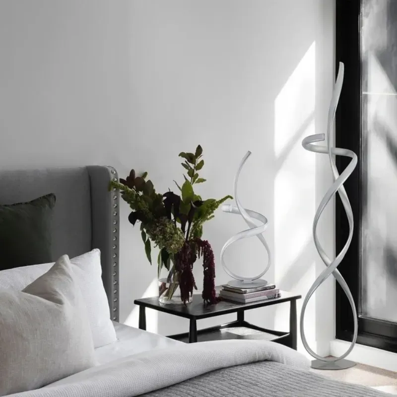 JulianBreeze Floor Lamp