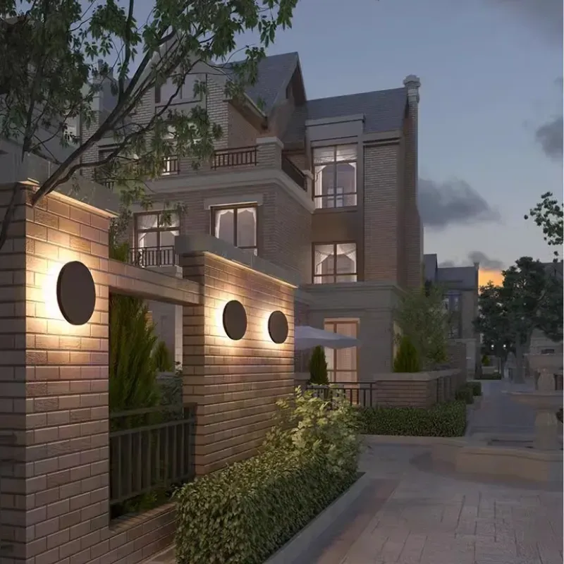 KaoriRound Outdoor Wall Light