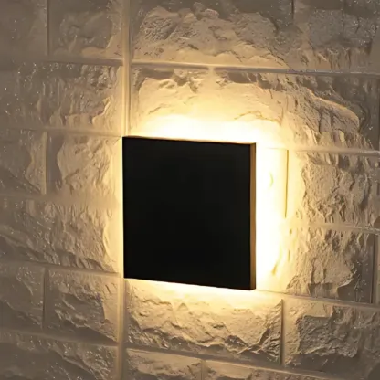 KaoriSquare Outdoor Wall Light