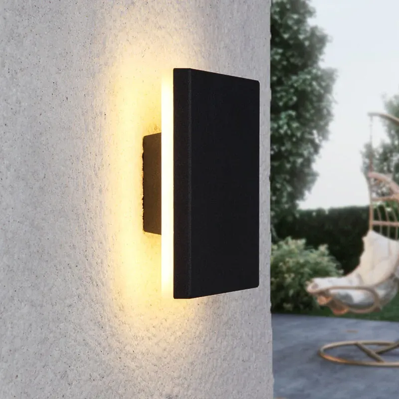 KaoriSquare Outdoor Wall Light