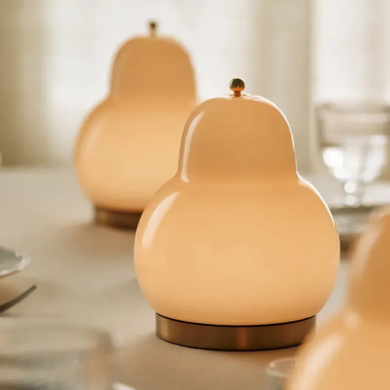 LilyPear Table Lamp