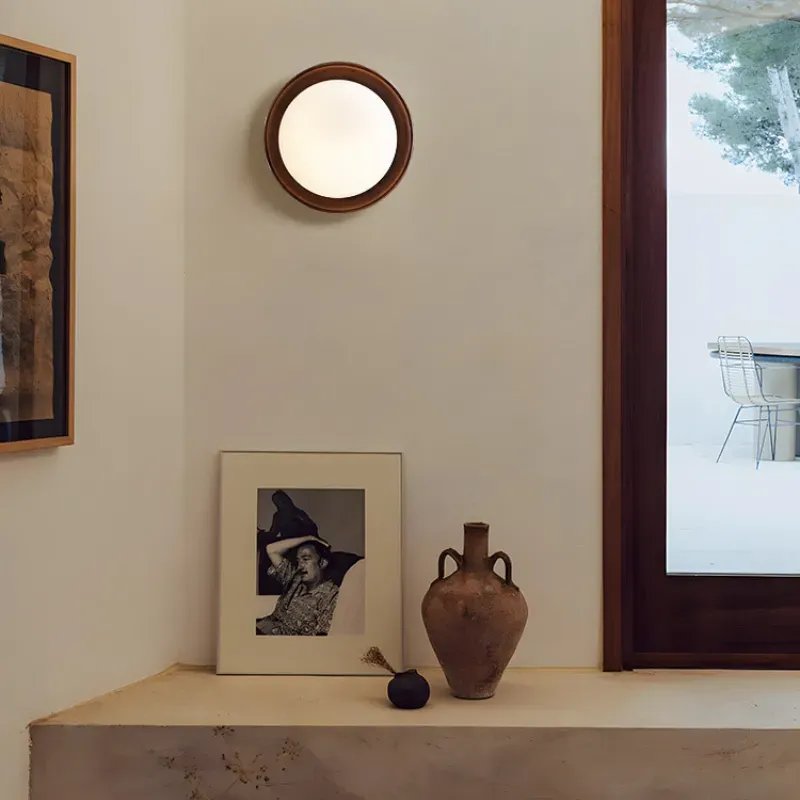 LiorenWooden Wall Light