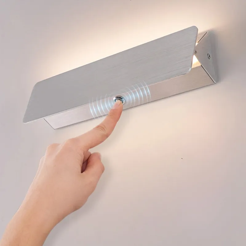 LuminousEdge Wall Light