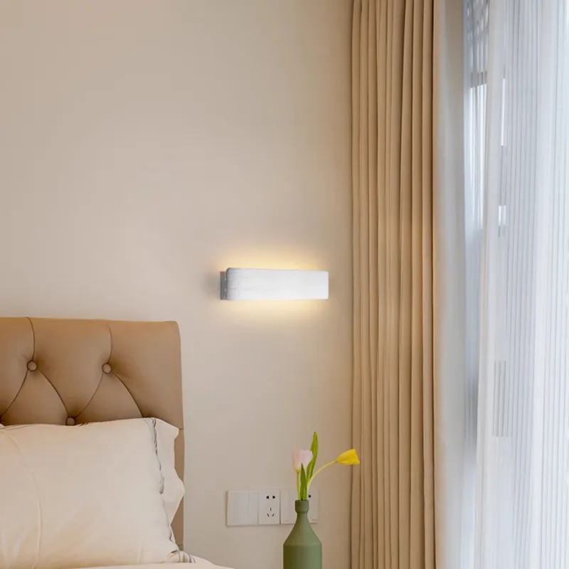 LuminousEdge Wall Light