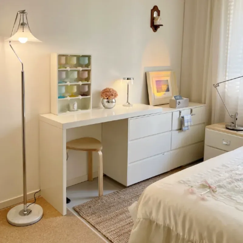 MeridianFlared Floor Lamp