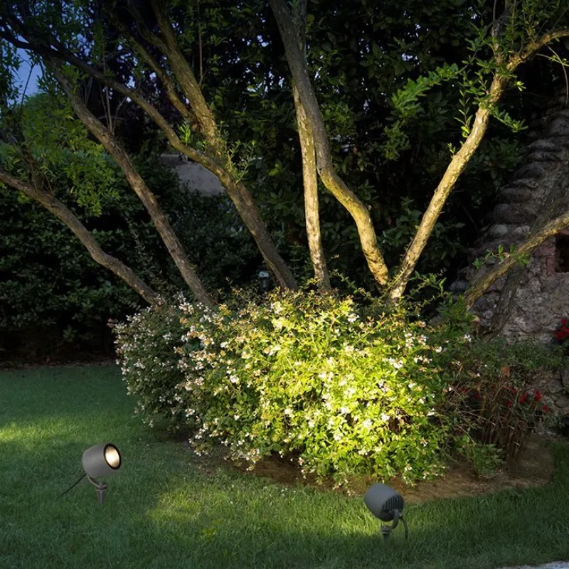 MontSaint Outdoor Bollard